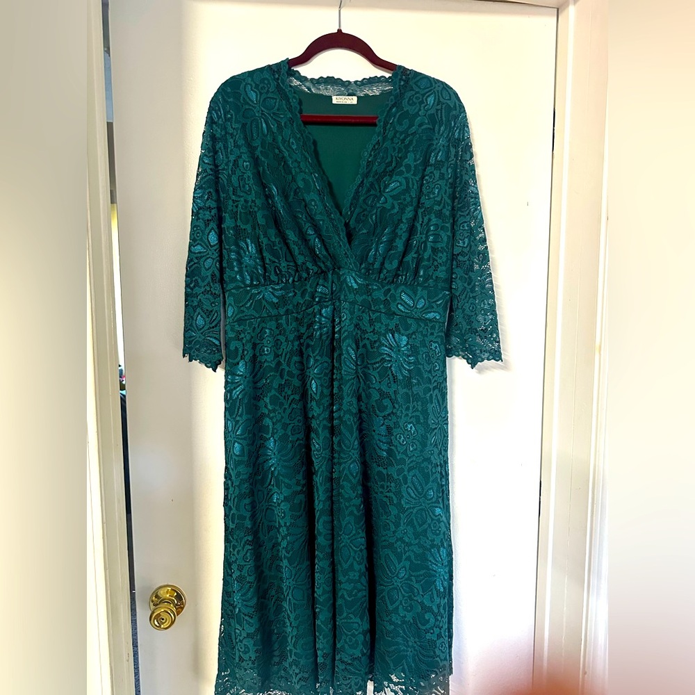 Elegant Green Lace Dress